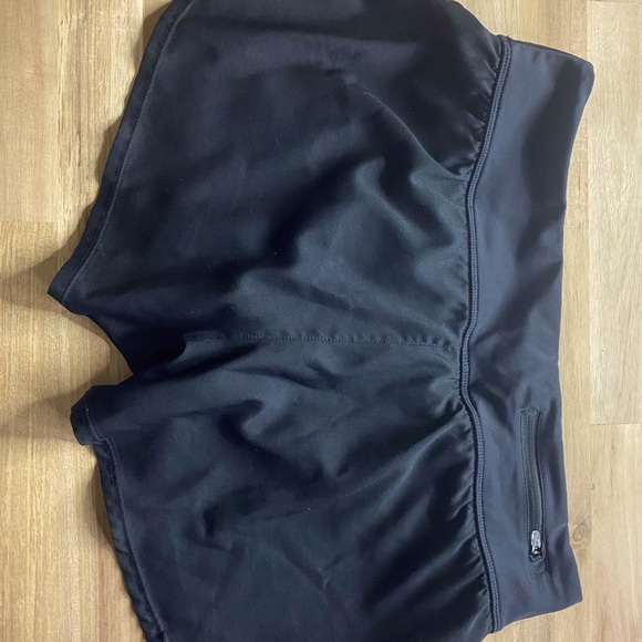 MEDIUM NIKE ECLIPSE BLACK SHORTS - Picture 3 of 4